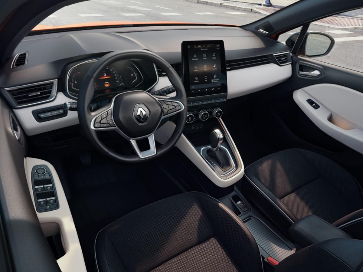 Renault Clio 5 alquiler Renault Clio Fez